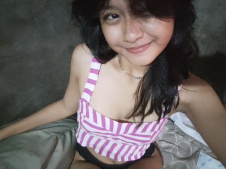 Francine, 18, Philippines