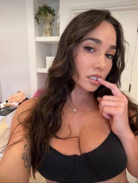 Nancy James, 27, United States