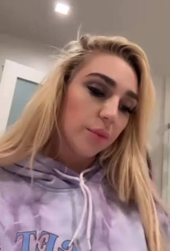 Linda, 29, United States