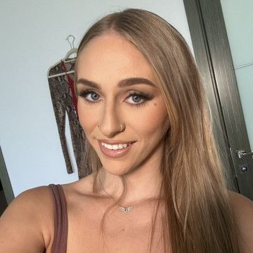 Camille Hutte, 32, United States