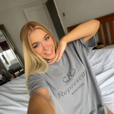 Amulegbaje 442, 31, United States