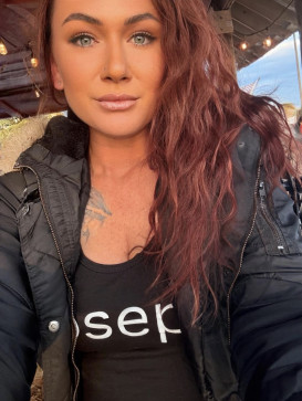 Michelle, 35, United States