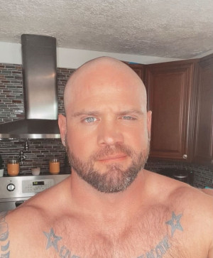 Anthoy, 47, United States