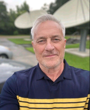 Handsome1124, 48, United States