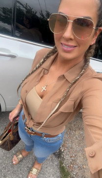 Paulasct, 32, United States