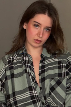 Nina, 29, United States