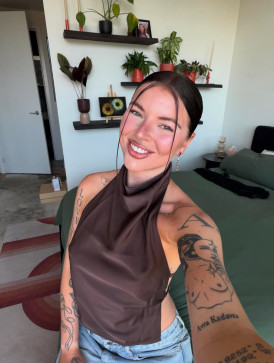 Charlotte Weaver, 29, United States