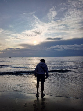 Kiefer Wannabe, 22, Philippines