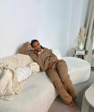 Grab Corn, 30, United States