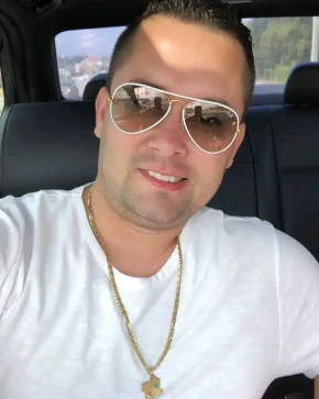 Raymond, 50, United States