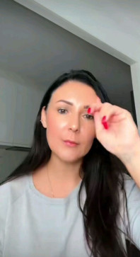 Evelyn Moore, 34, United States