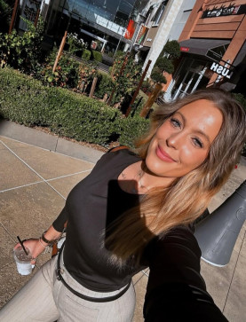 Sarah Harrison, 37, United States