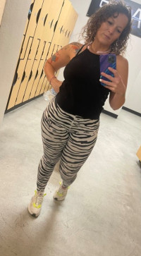 Elizabeth, 36, United States