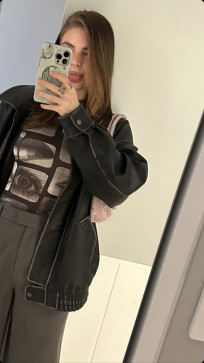 Kate, 30, United States