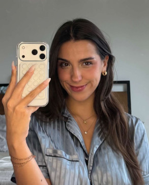 Angelina, 24, United States