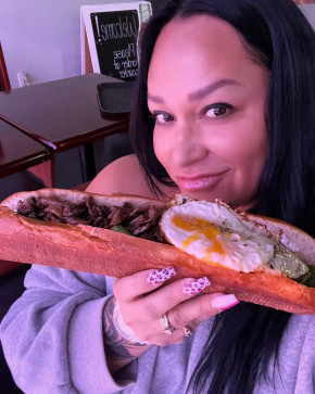 Hdid Gdibdjd, 35, United States