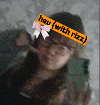 Lizzie3, 18, United Kingdom