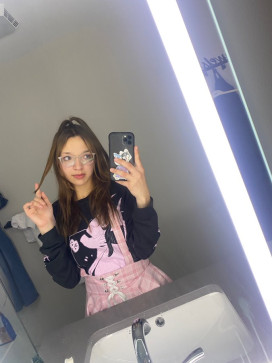 Ashley Adams, 29, United States