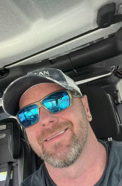 Davies Roland, 40, United States