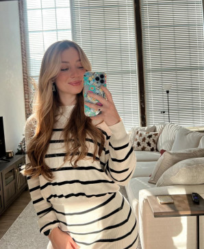 Stockings, 39, United States