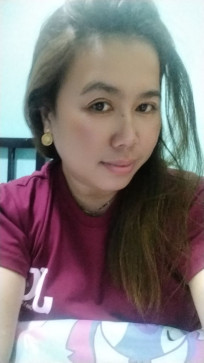 Lhen, 40, Philippines