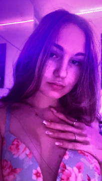 Ann, 20, United States