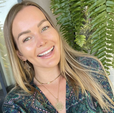 Sabrina, 40, United States