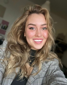 Kathryn, 28, United States