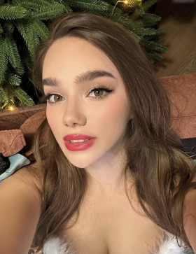 Danielle, 30, United States