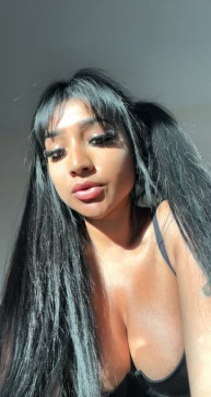 Kylee Robert, 28, United States