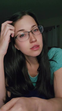 Hannah, 31, United States