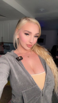 Discord What, 32, United Kingdom