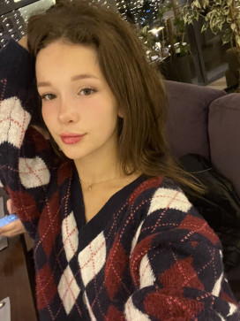 Gigi, 25, United States