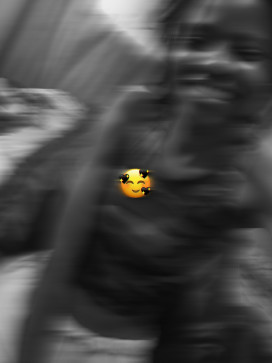 Tariro, 23, Zimbabwe