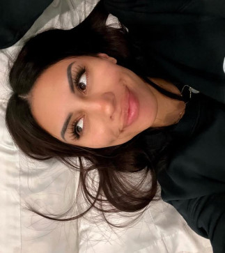 Lizzy Andrew, 28, United States