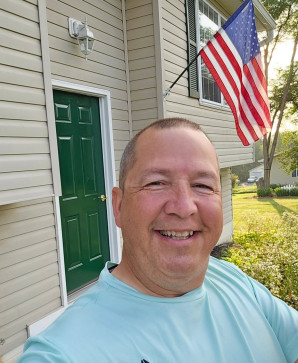 Allex Drake, 45, United States