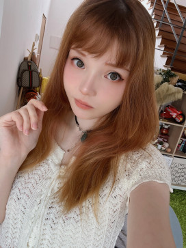 Summer Devore, 21, United States