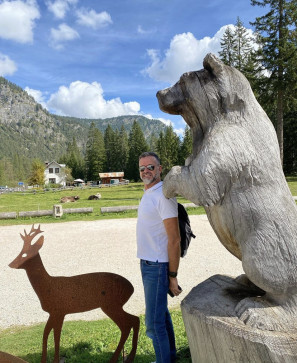 Hammond, 60, United States