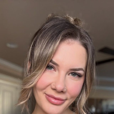 Jennifer, 35, United States