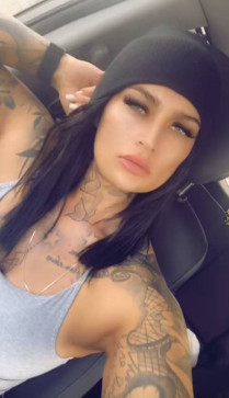 Tiffany, 32, United States