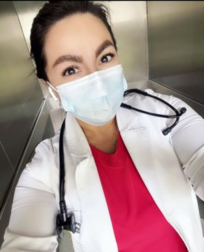 Charlotte Pike, 39, United States