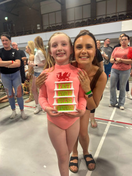 John John, 28, United States