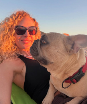 Maria, 40, Canada