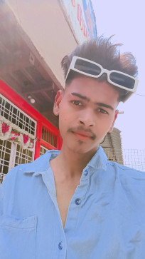 Vicky Gacche, 22, India