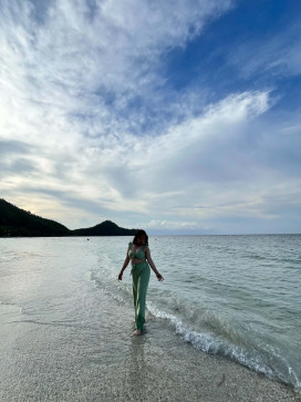 Rosalie Tolosa, 30, Philippines