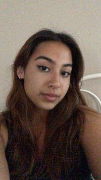 Rose Edison, 26, United Kingdom
