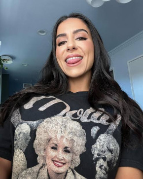 Suzy Banks, 30, United States