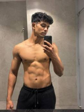 Sid, 23, India