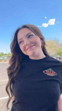 Violet, 32, United States