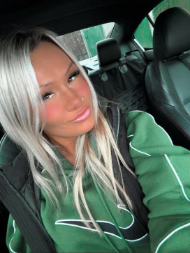 Celeb Nextdoor, 28, United States